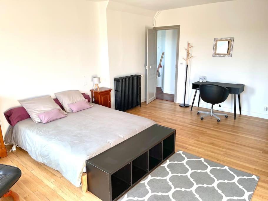 Appartement 160M2 - 2E Etage Maison De Maitre Beaupréau-en-Mauges Buitenkant foto